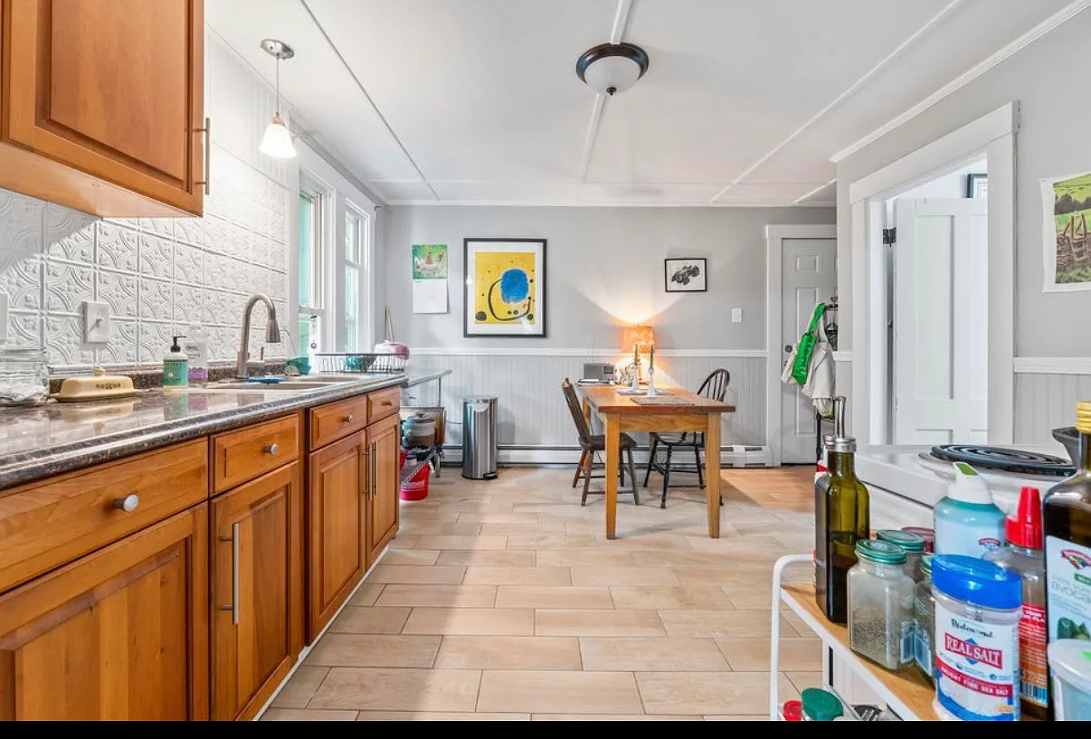 2 bed, 1100 sqft, $1,950 — Photo 4