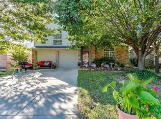 2760 Yoakum St, Fort Worth, TX 76108