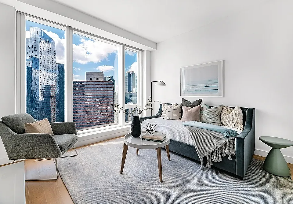 29-59 Northern Blvd #41N