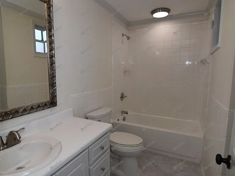 239 Greene St — Photo 1