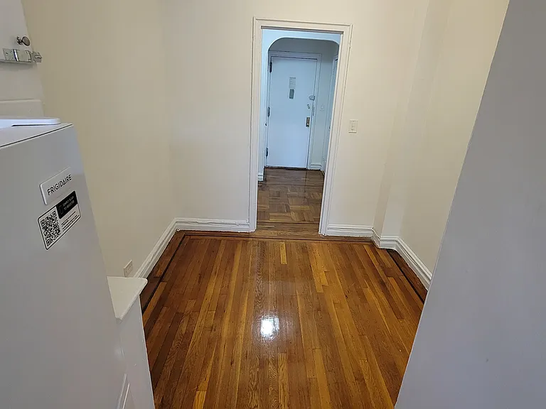 255 E 176th St #H1 — Photo 12