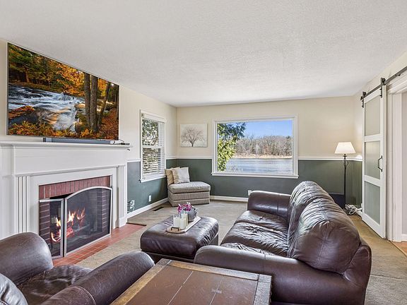 5th image of 11 Duck Pass Rd