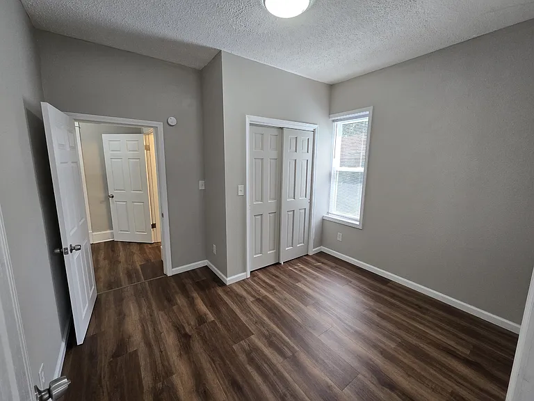 3532 Fullerton Ave — Photo 33