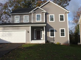 166 Canterbury Rd, Springfield, MA 01118