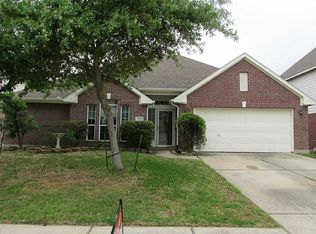 5002 Summer Oak Dr, Pasadena, TX 77505