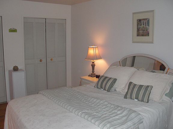 4th image of 45 Wilfred St APT 14
