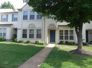 30-5 Remington Dr, Freehold, NJ 07728