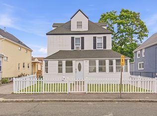 20 Bell St, Quincy, MA 02169