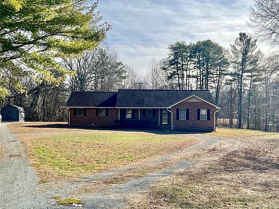 3rd image of 723 Gibsonville Ossipee Rd