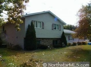 907 12th St SW, Forest Lake, MN 55025