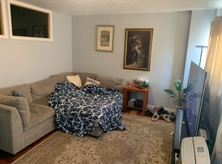 2027 Murray Hill Rd, Cleveland, OH 44106