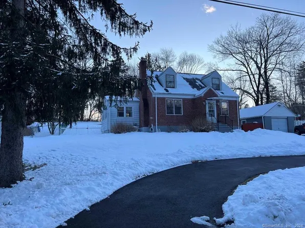 18 Cooper Lane, Hamden, CT 06514