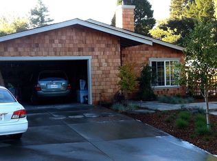 22 Lavenida Dr, Orinda, CA 94563