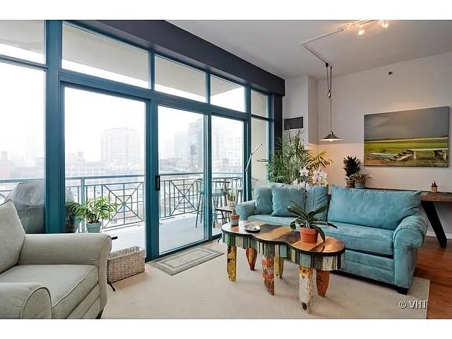 LIVING ROOM - 340 W Superior St #806
