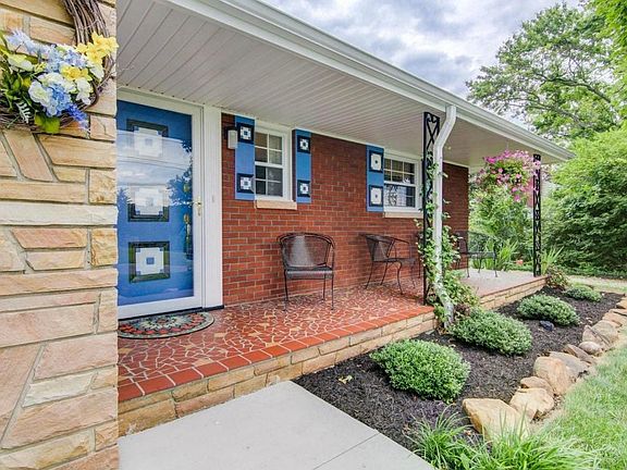 4th image of 6813 Greenway Dr