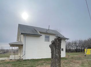 10041 Meriden Rd, Meriden, KS 66512