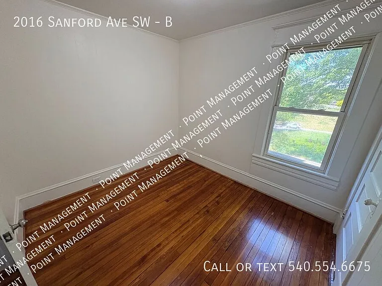 2016 Sanford Ave SW #B — Photo 3
