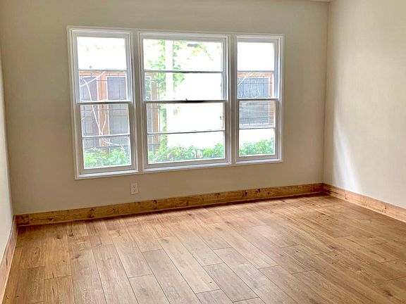 2nd image of 843 S Mariposa Ave APT 10