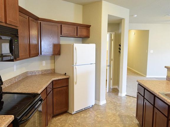 5th image of 2611 Alamocitos Creek Dr