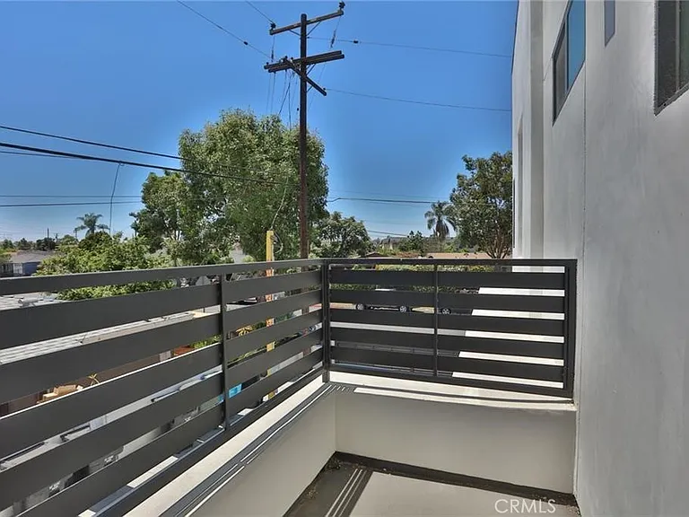 7524 Purdy Ave — Photo 22