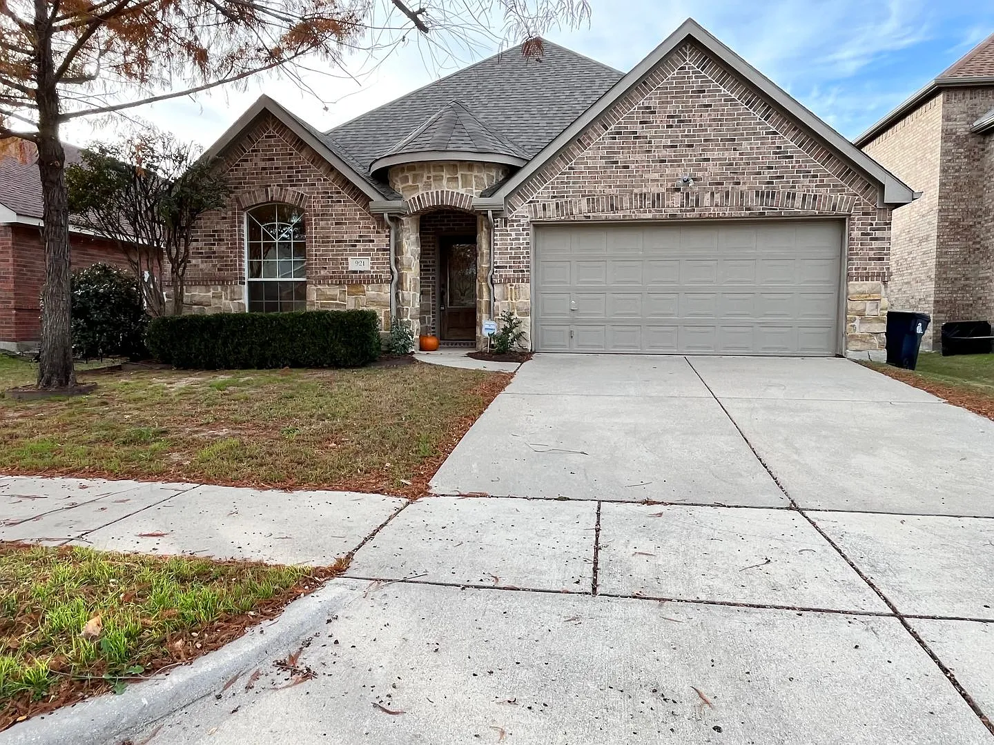 921 Raleigh Path Rd., Denton TX 76208 — Photo 2