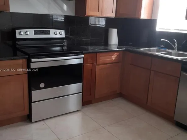 2200 Taylor St APT 101, Hollywood, FL 33020