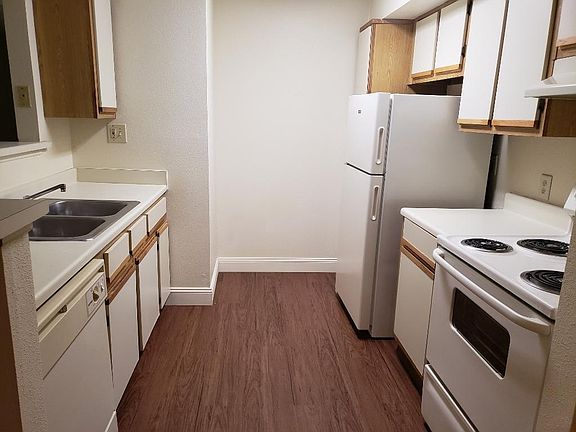 2nd image of 3224 St Martins Trl APT 1207