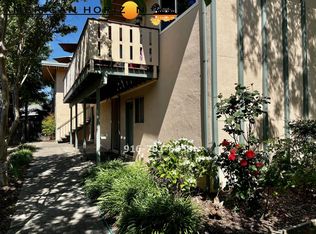 208 Sharon Way APT 2, Roseville, CA