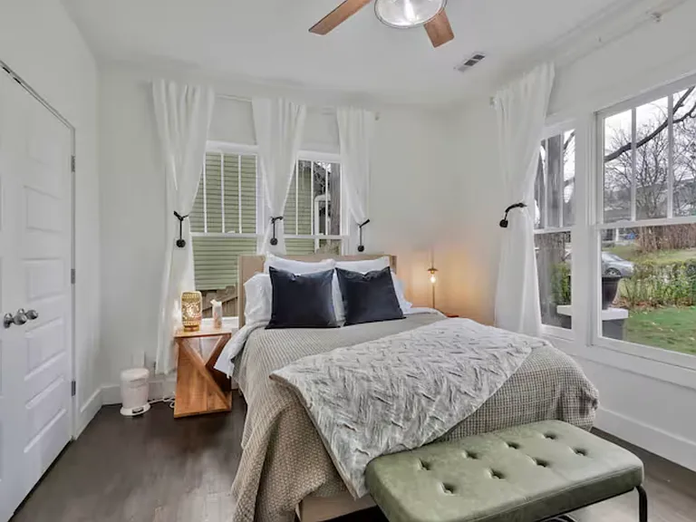 Roycroft Pl — Photo 14
