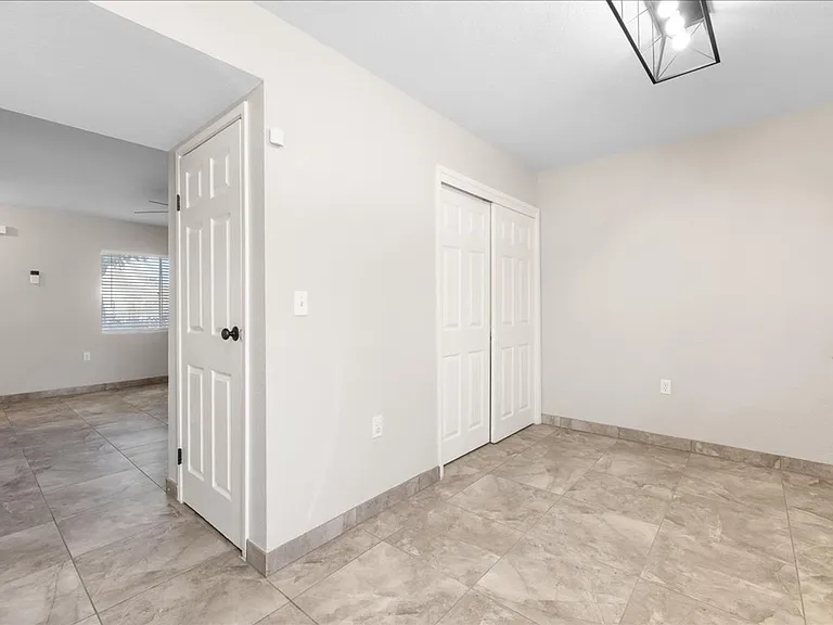 2205 N 9th Ave — Photo 12