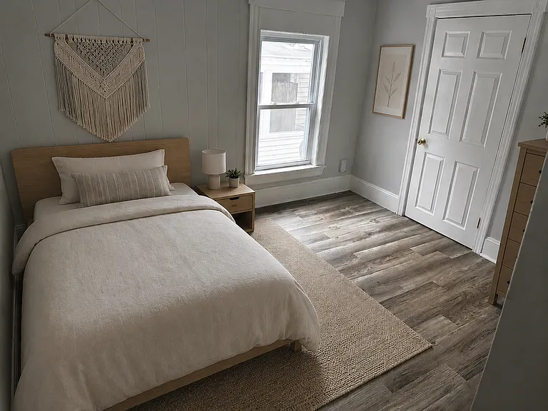 144 Franklin St #4 — Photo 2