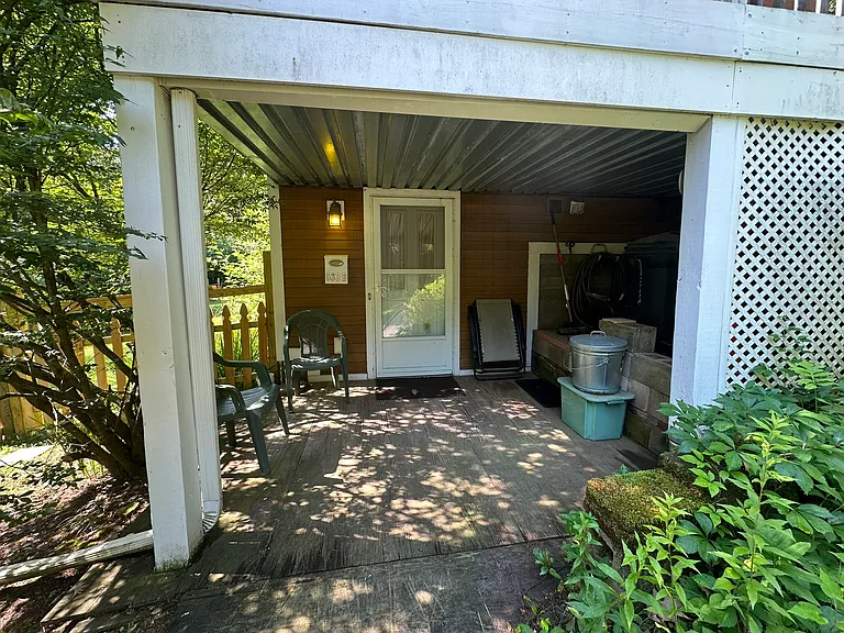 560B S East St — Photo 4