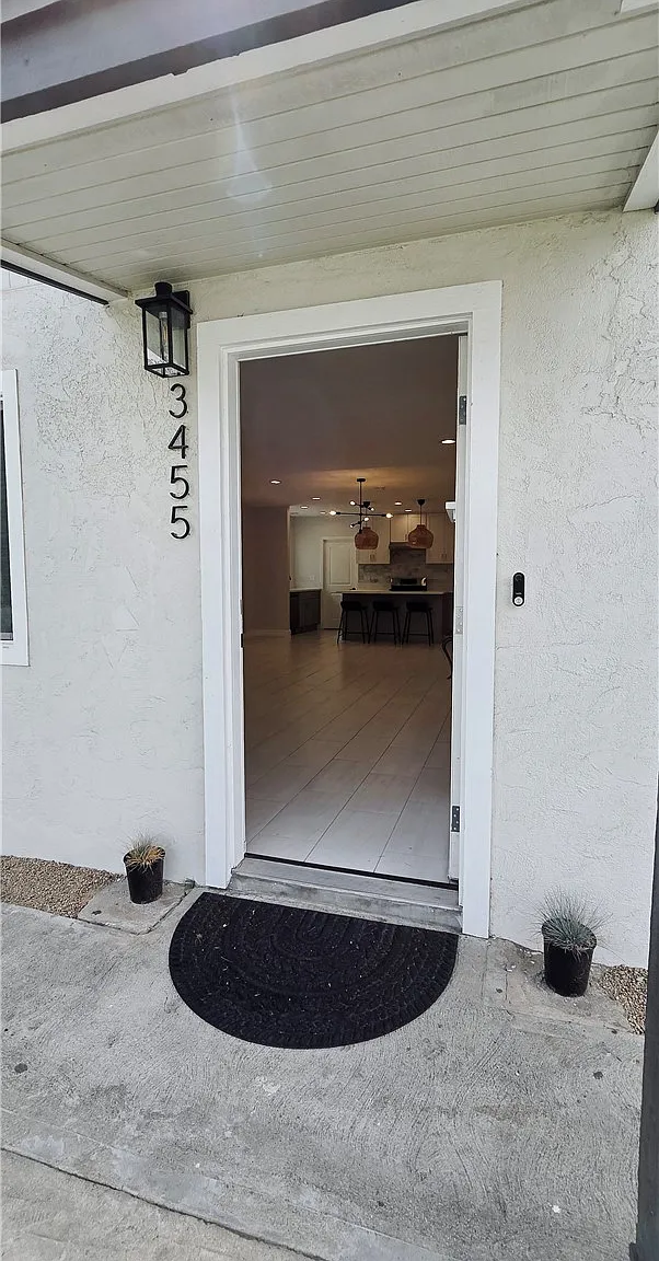 2 bed, 1279 sqft, $3,000 — Photo 2
