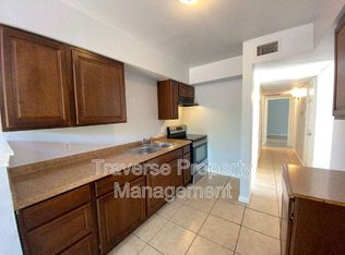 6810 Trail Lake Dr UNIT B, Fort Worth, TX 76133