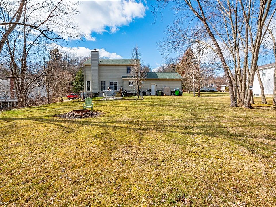 402 N Thomas Rd, Tallmadge, OH 44278 | Zillow