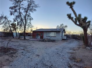 658 Phillips Rd, Landers, CA 92285