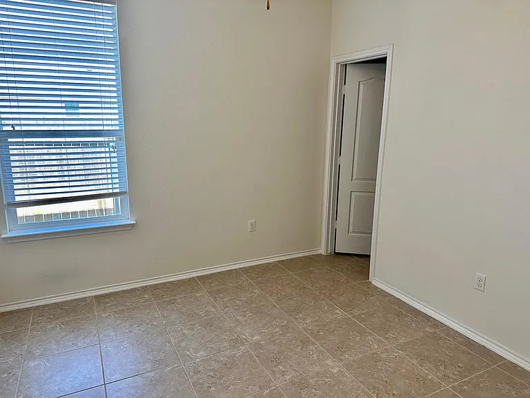 413 Hunters Hill Dr — Photo 27
