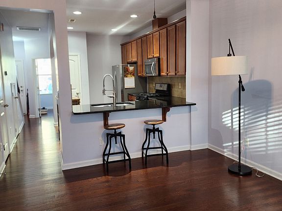 5th image of 71 Pocono Dr #1
