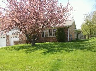 1118 E Arlington Rd, Erie, PA 16504