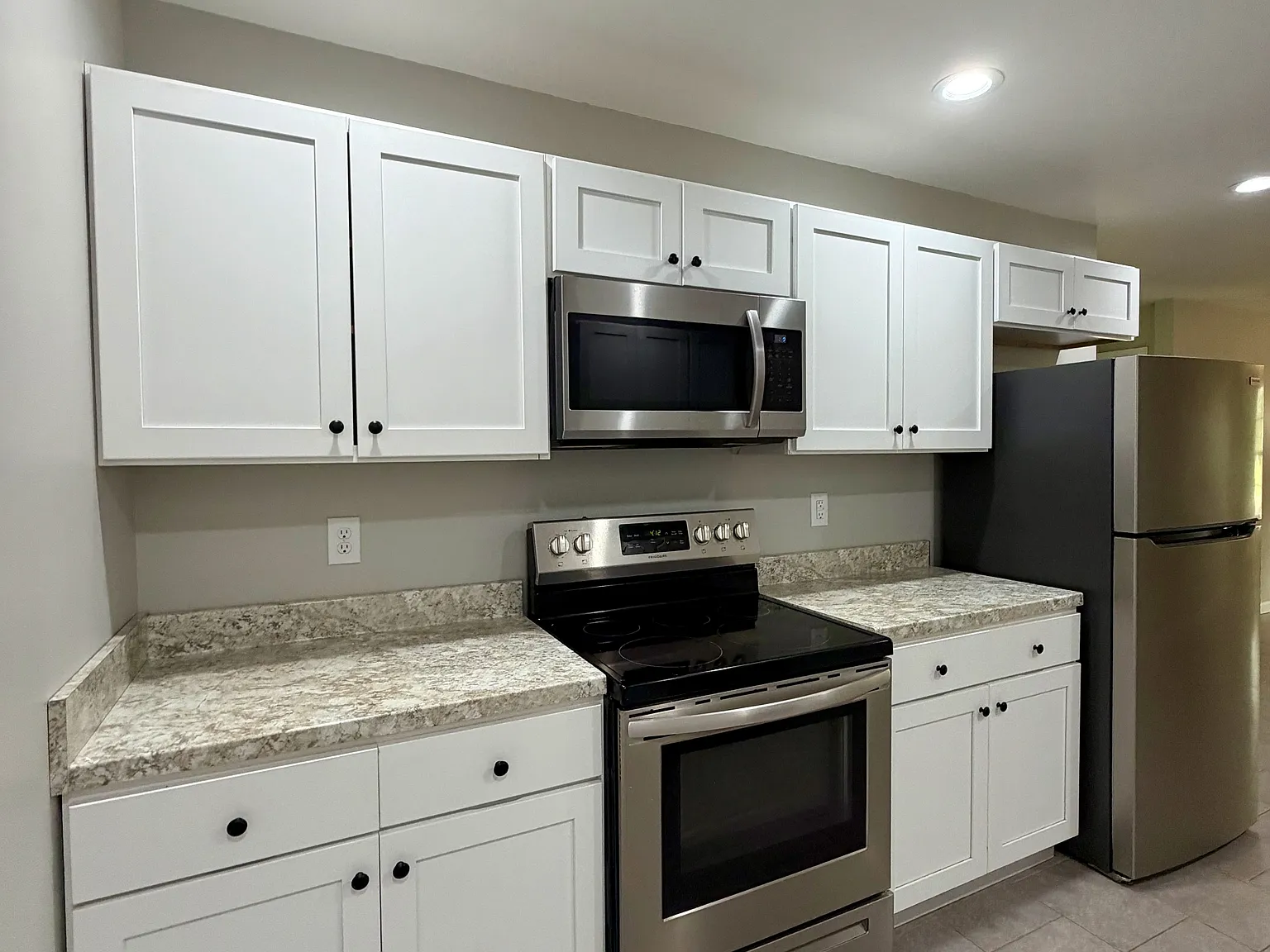 25105 Lavinia Avenue - 1 — Photo 3