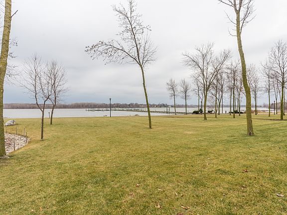3rd image of 2609 Bay Harbor Cir Unit 1