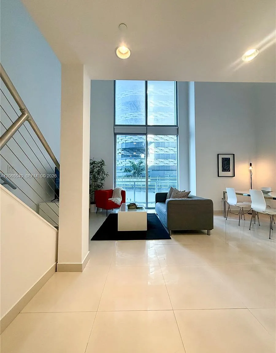 1060 Brickell Condo — Photo 3
