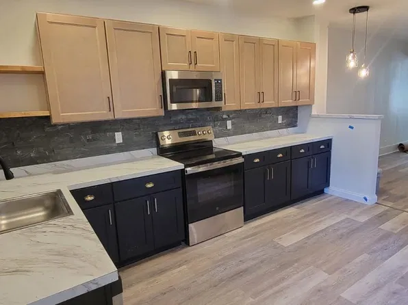 420 Spruce St, Steelton, PA 17113