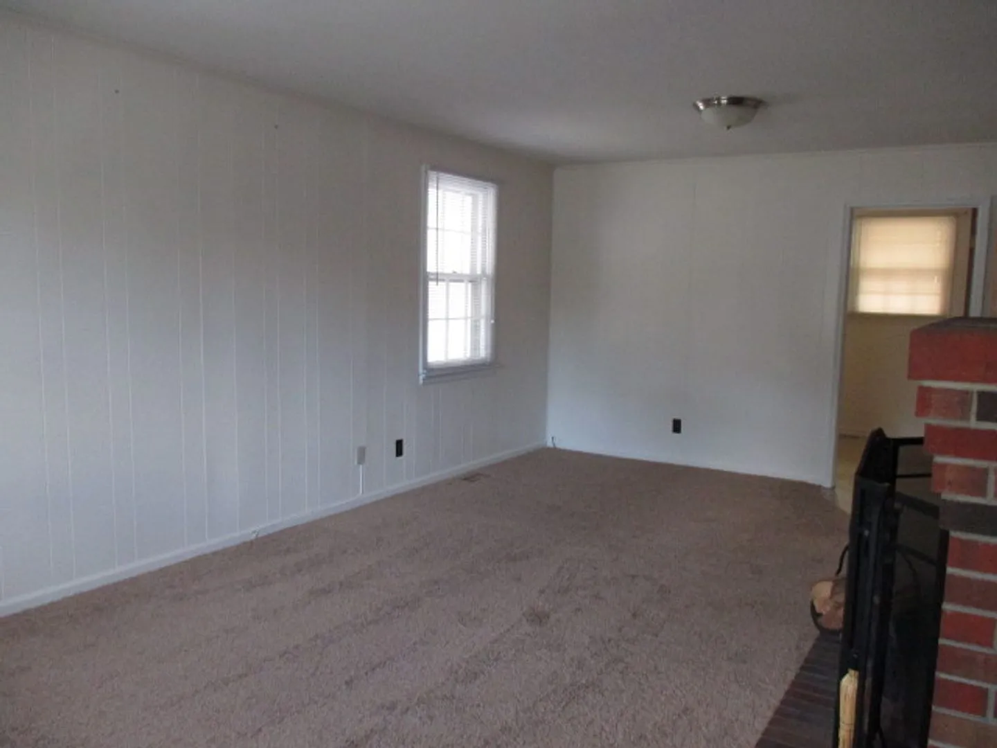 112 Ramona Ave — Photo 4