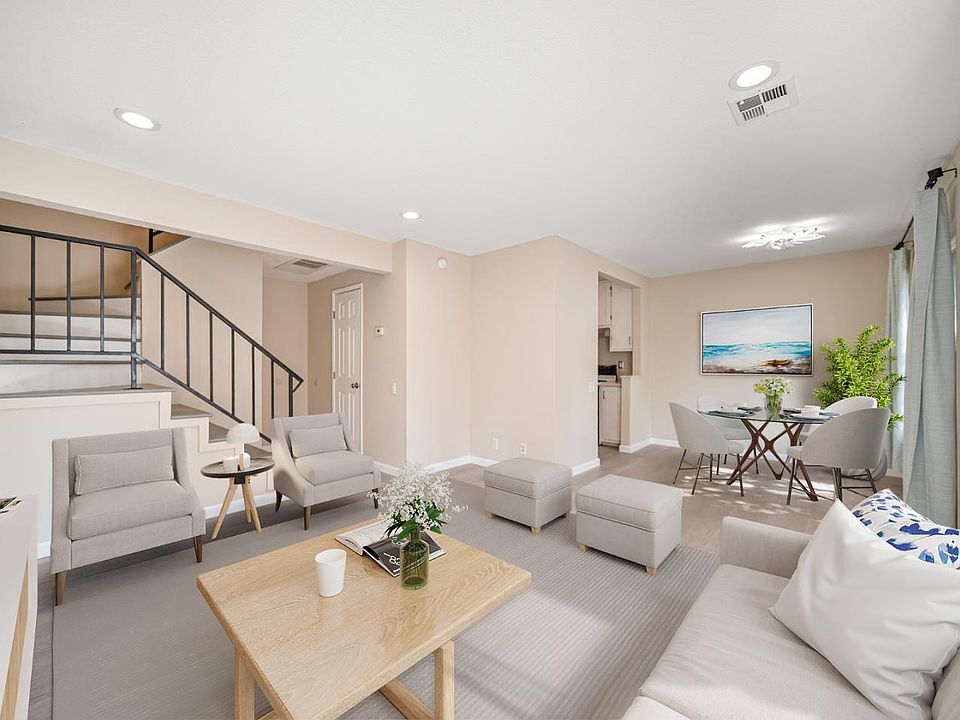 1st image of 2697 Lone Bluff Way