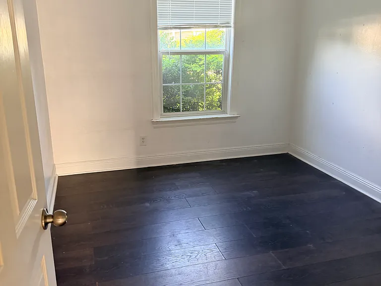 110 Allie Ln — Photo 11