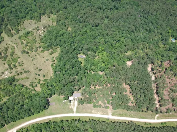 5183 Felix Currie Rd, Point Blank, TX 77364
