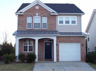 348 Palmdale Ct, Holly Springs, NC 27540
