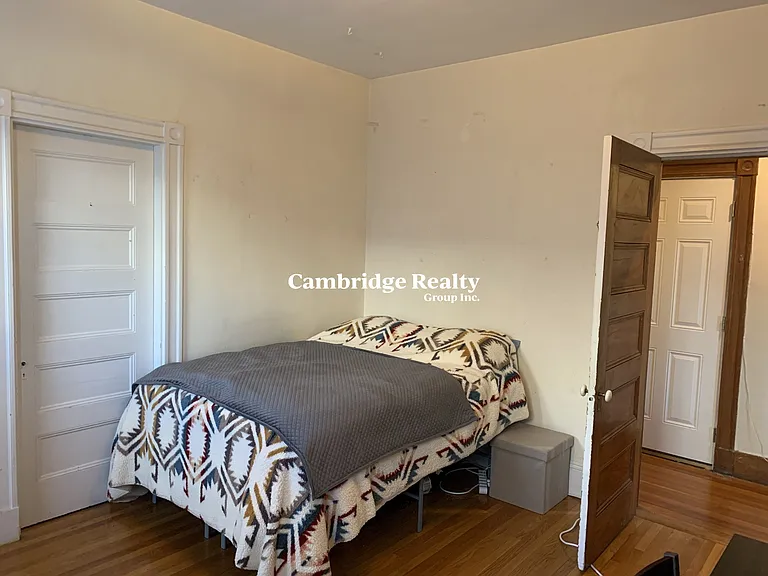 174 Saint Alphonsus St #3T — Photo 4