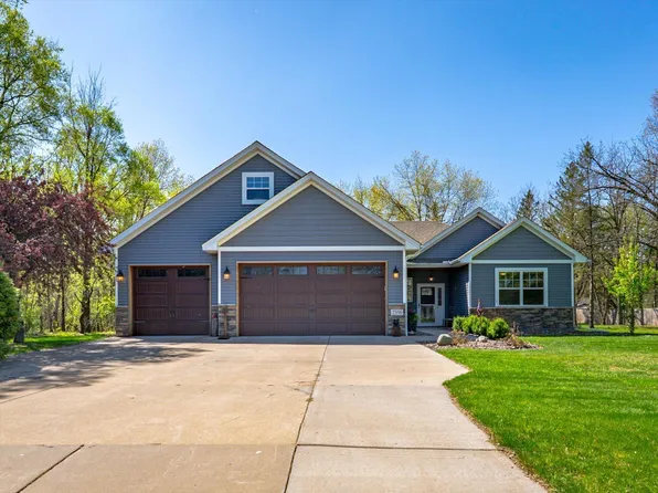 2356 Laport Dr, Mounds View, MN 55112